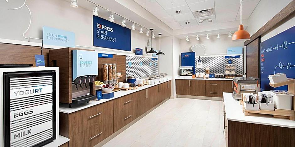 Holiday Inn Express & Suites - Harrisonburg University Area By Ihg Ngoại thất bức ảnh