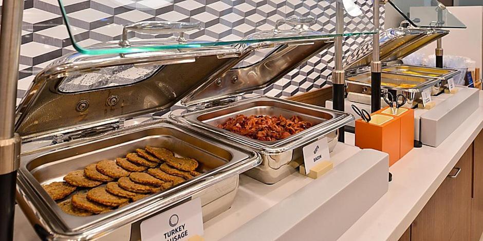 Holiday Inn Express & Suites - Harrisonburg University Area By Ihg Ngoại thất bức ảnh