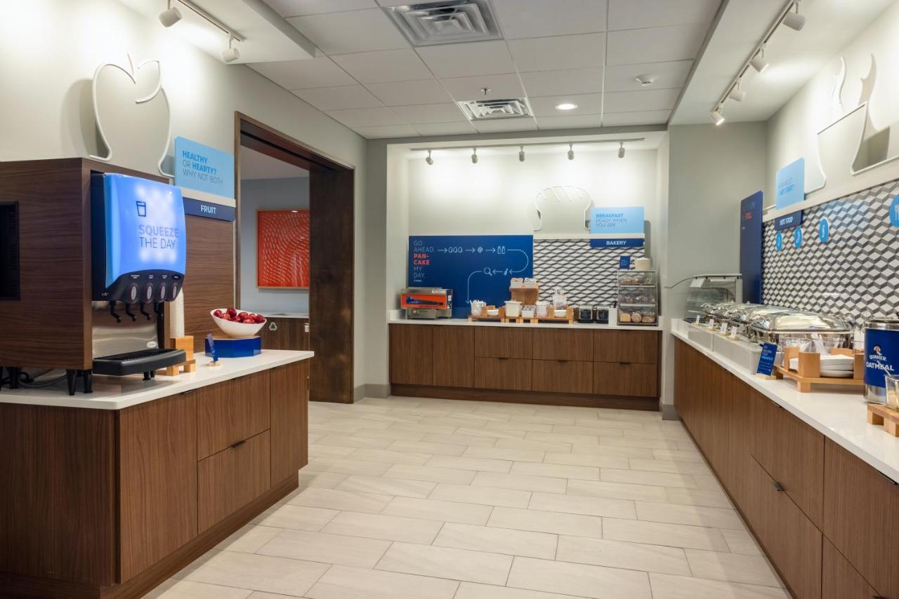 Holiday Inn Express & Suites - Harrisonburg University Area By Ihg Ngoại thất bức ảnh